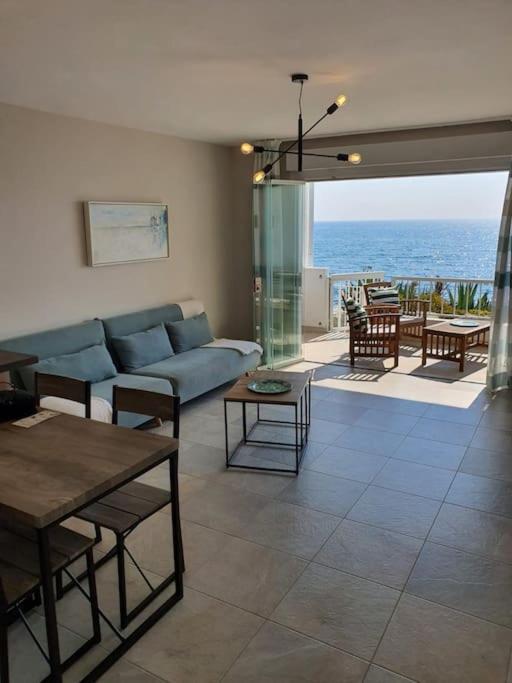 Front Mer - Sublime Appartement Moderne Et Confortable Εστεπόνα Εξωτερικό φωτογραφία
