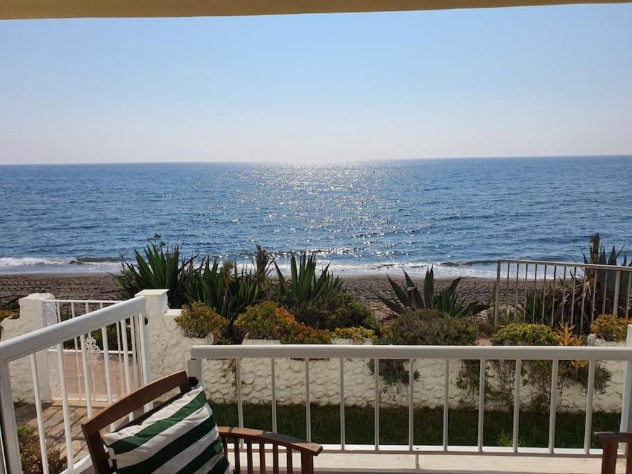 Front Mer - Sublime Appartement Moderne Et Confortable Εστεπόνα Εξωτερικό φωτογραφία