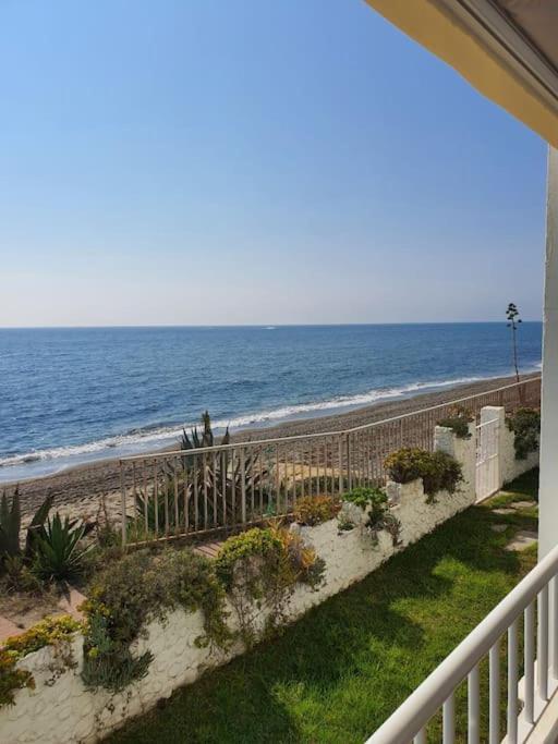 Front Mer - Sublime Appartement Moderne Et Confortable Εστεπόνα Εξωτερικό φωτογραφία